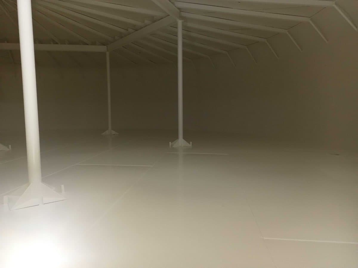Water tank interior lining installation