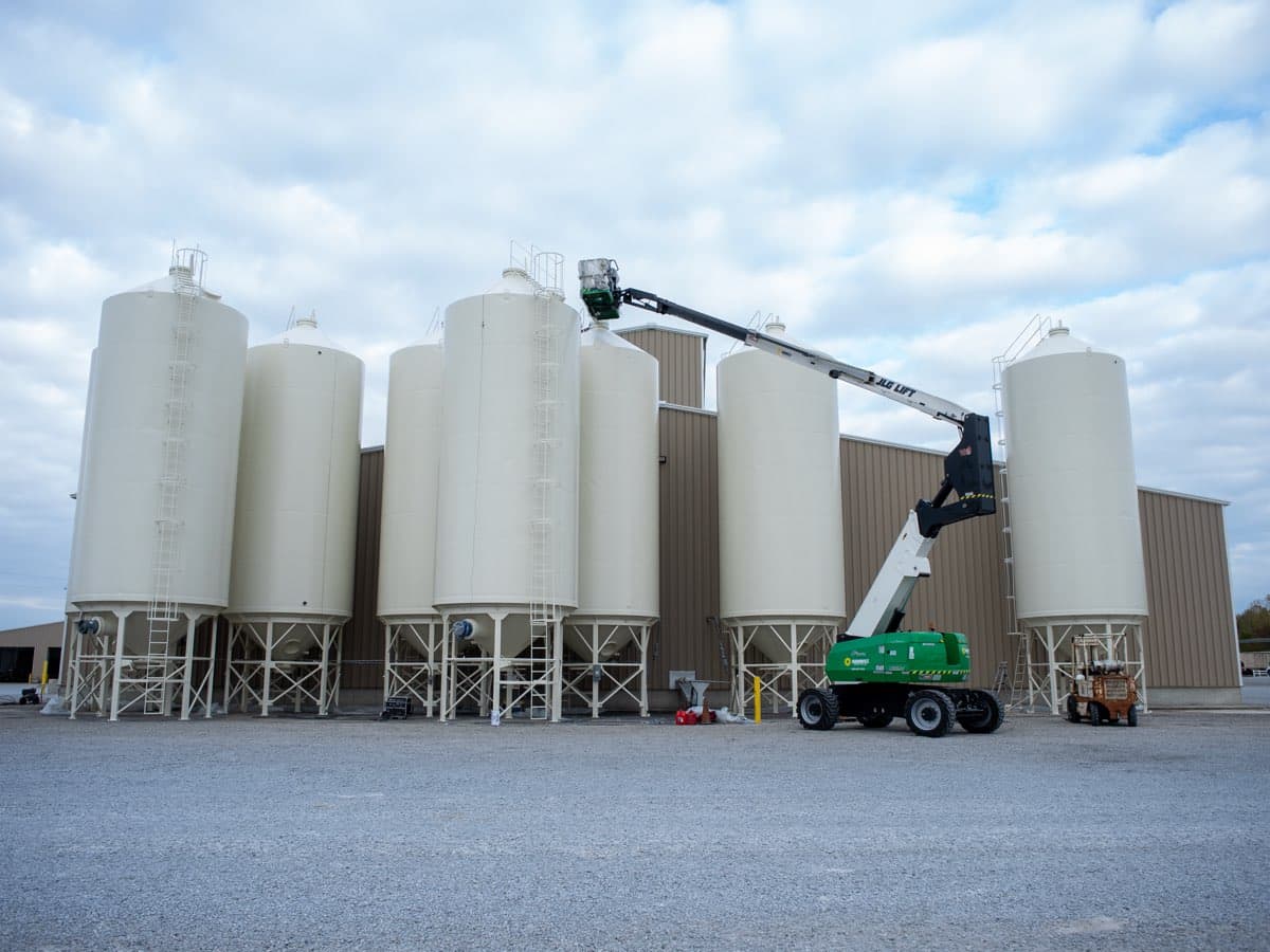 Agricultural Tank Painting