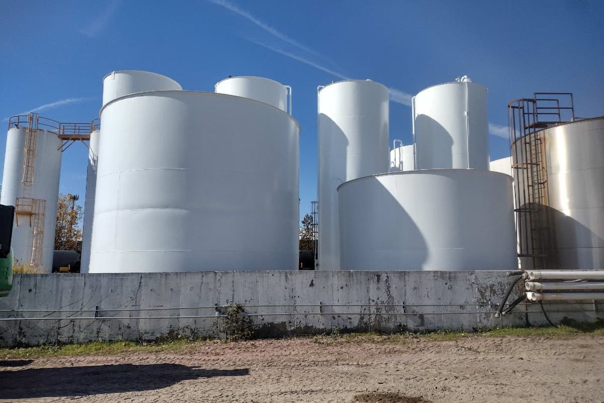 Industrial tank painting in progress